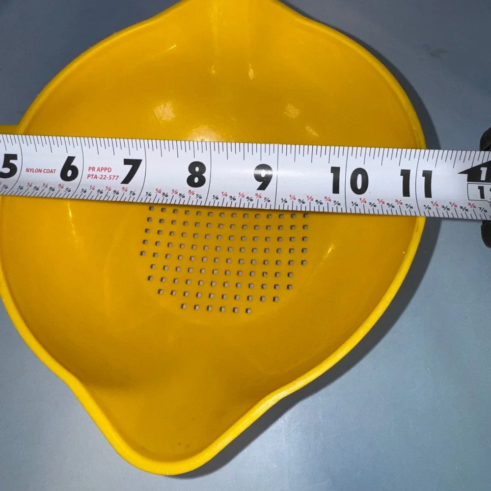 VTG Tupperware Harvest Gold Yellow Strainer Funnel Colander 1200-3 Kitch Utensil